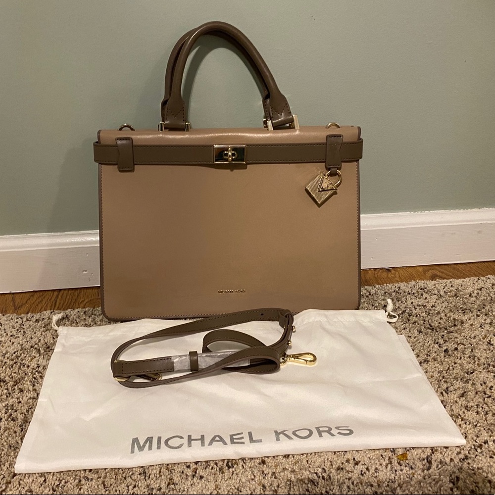 Micheal Kors bag